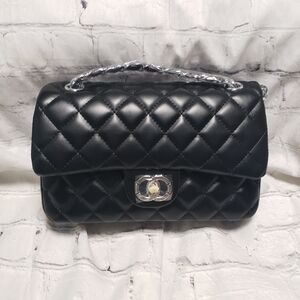 Bellanovi Womens Classic Quilted Black Chain Crossbody Bag.